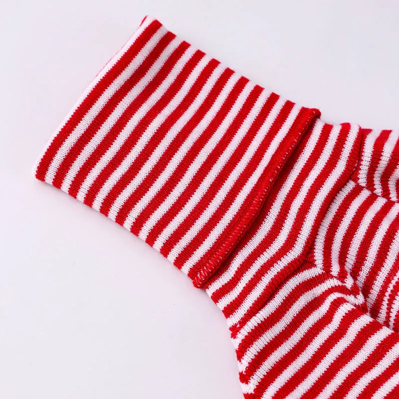 Czerwony Sweter w Paski